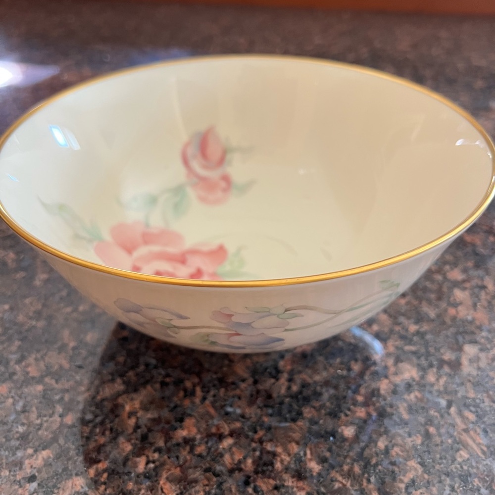 LENOX Chatsworth rose bowl painted with 24k gold